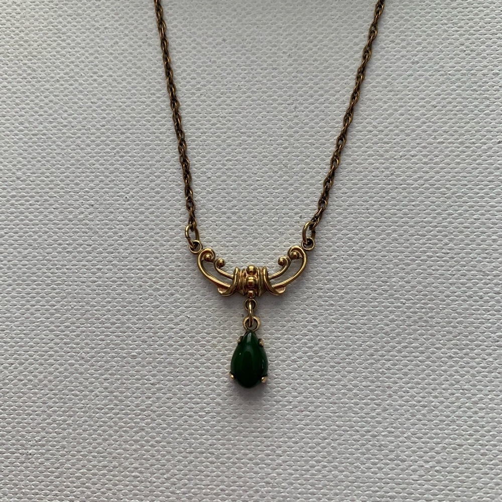 Green Jade(?) Stone Pendant and Earrings 1/20 12K GF